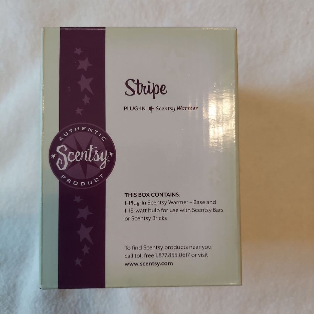 Scentsy warmer plug in striped Navy White In Box